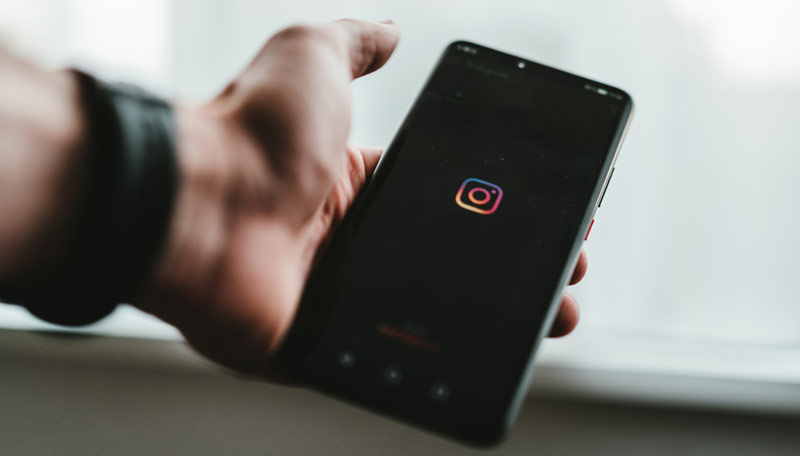 extra earning for students using IG