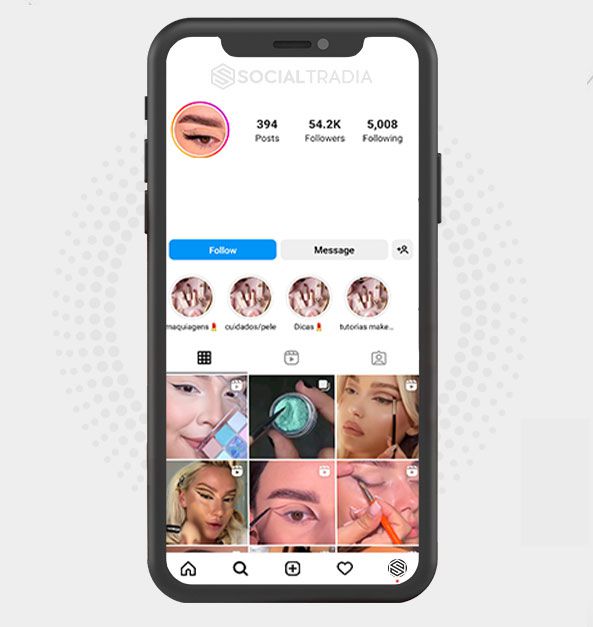 Instagram account InspireMakeup (96.2 k Followers)
