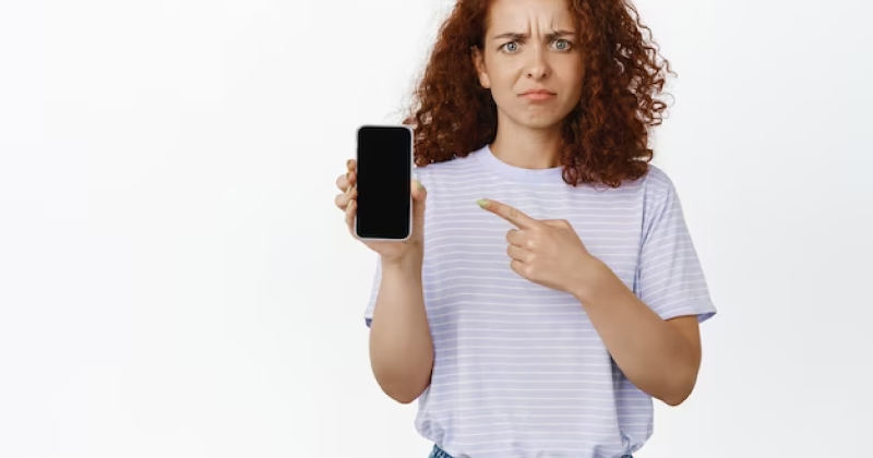 What Causes the Instagram DM Glitch?