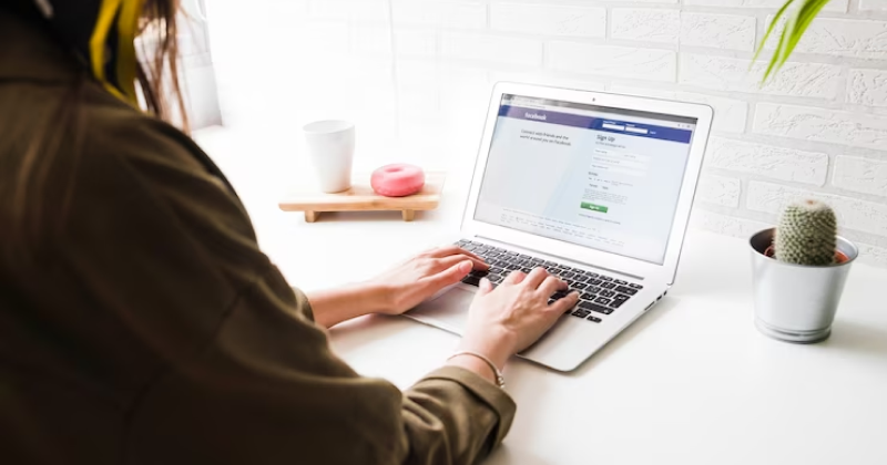 benefits of adding links to Facebook Story