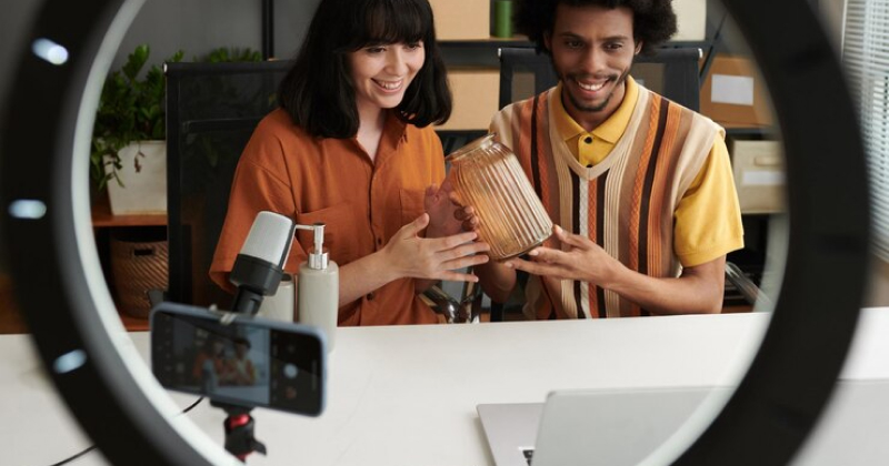 How to Invite a Collaborator and Post Together on Instagram | Social Tradia