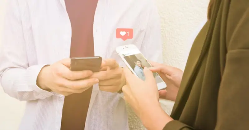 people checking Instagram profiles