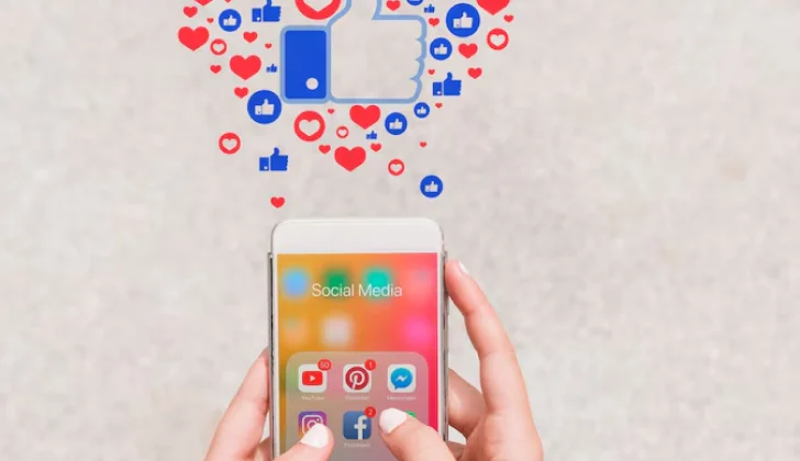 a phone including social media platforms