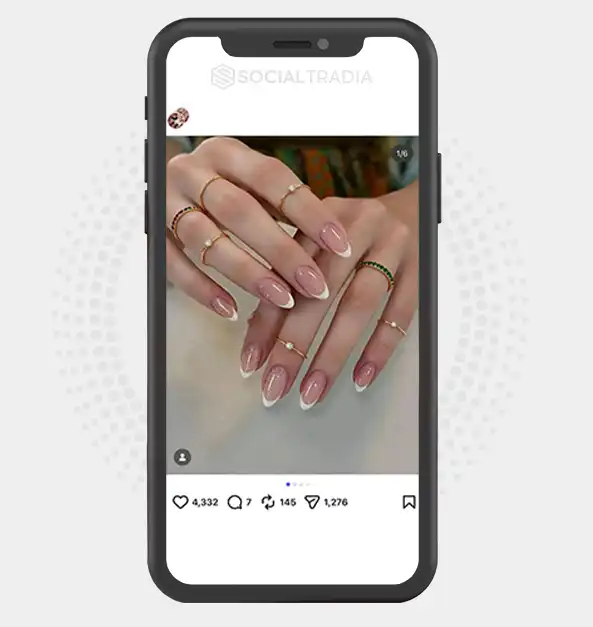 Instagram account DailyNailArt (12.5k Followers)