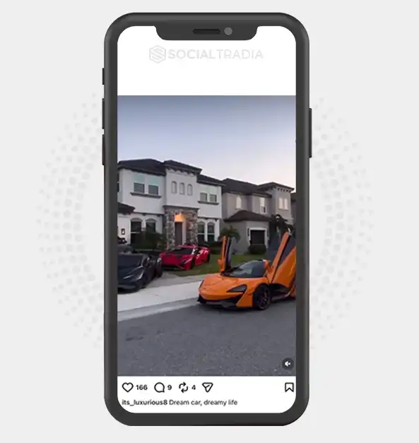 Instagram account its_luxurious8 (2.1k Followers)
