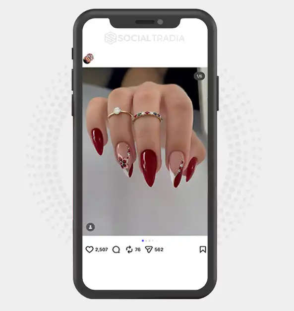Instagram account The Nail Diary (10.9 k  Followers)
