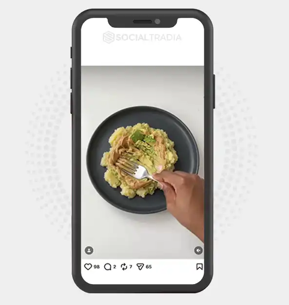Instagram account Tiny Bites (6.9k Followers)