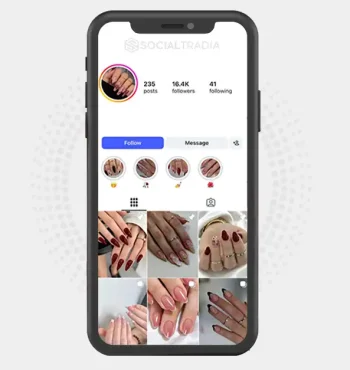 Instagram account TrendyNailArt (16.3k Followers)